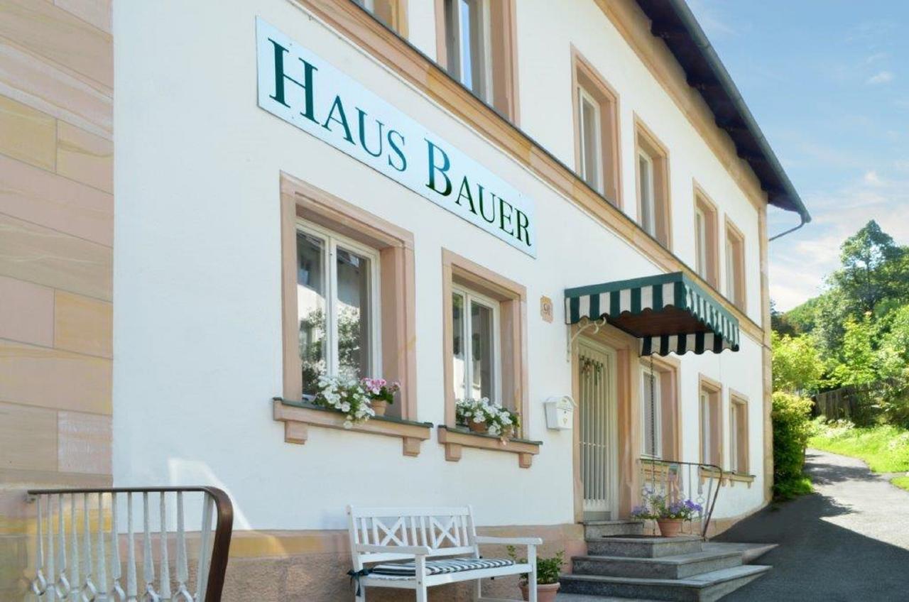 Hotel Haus Bauer Bad Berneck im Fichtelgebirge Luaran gambar