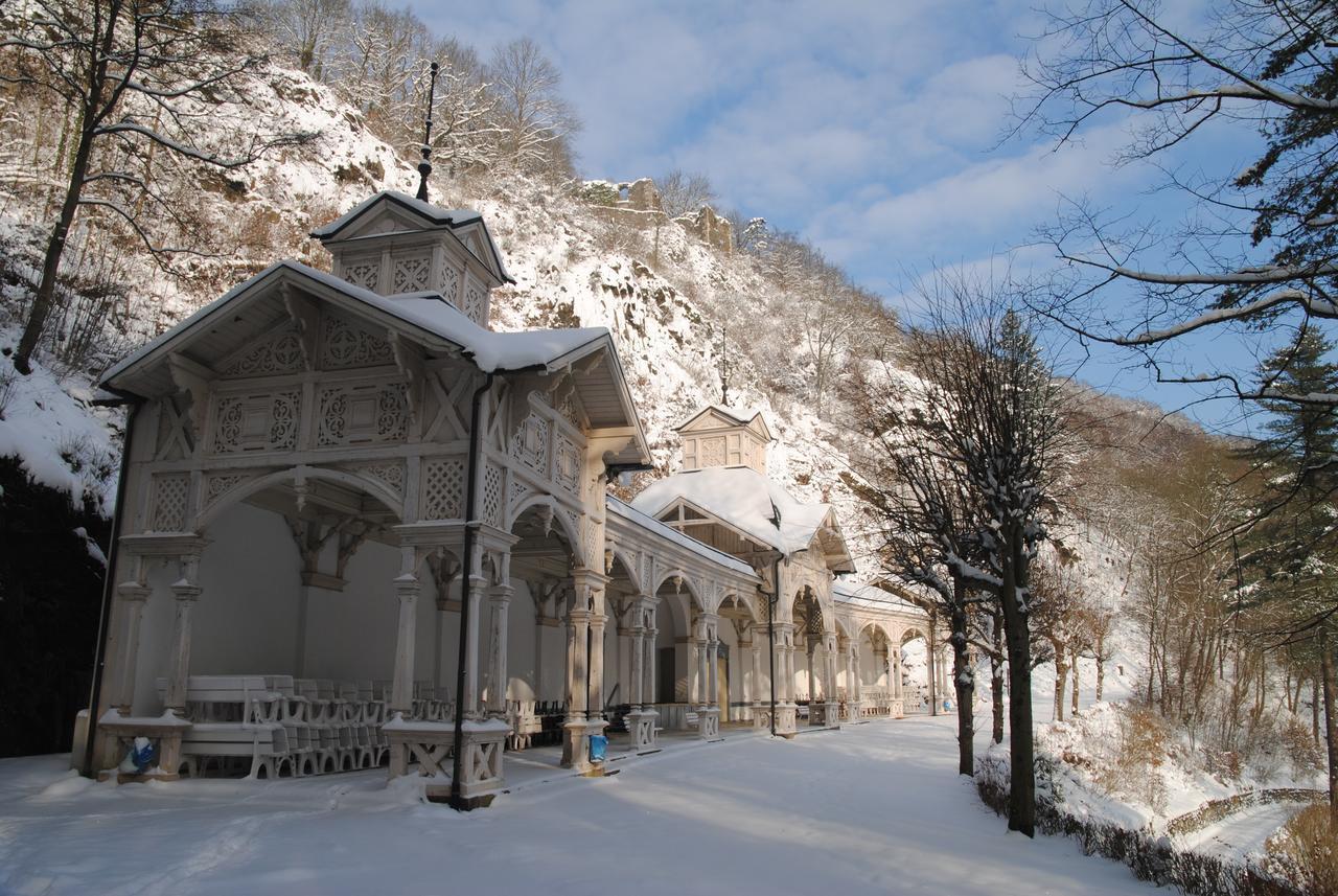 Hotel Haus Bauer Bad Berneck im Fichtelgebirge Luaran gambar