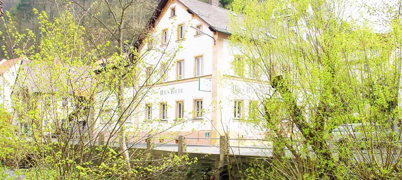 Hotel Haus Bauer Bad Berneck im Fichtelgebirge Luaran gambar