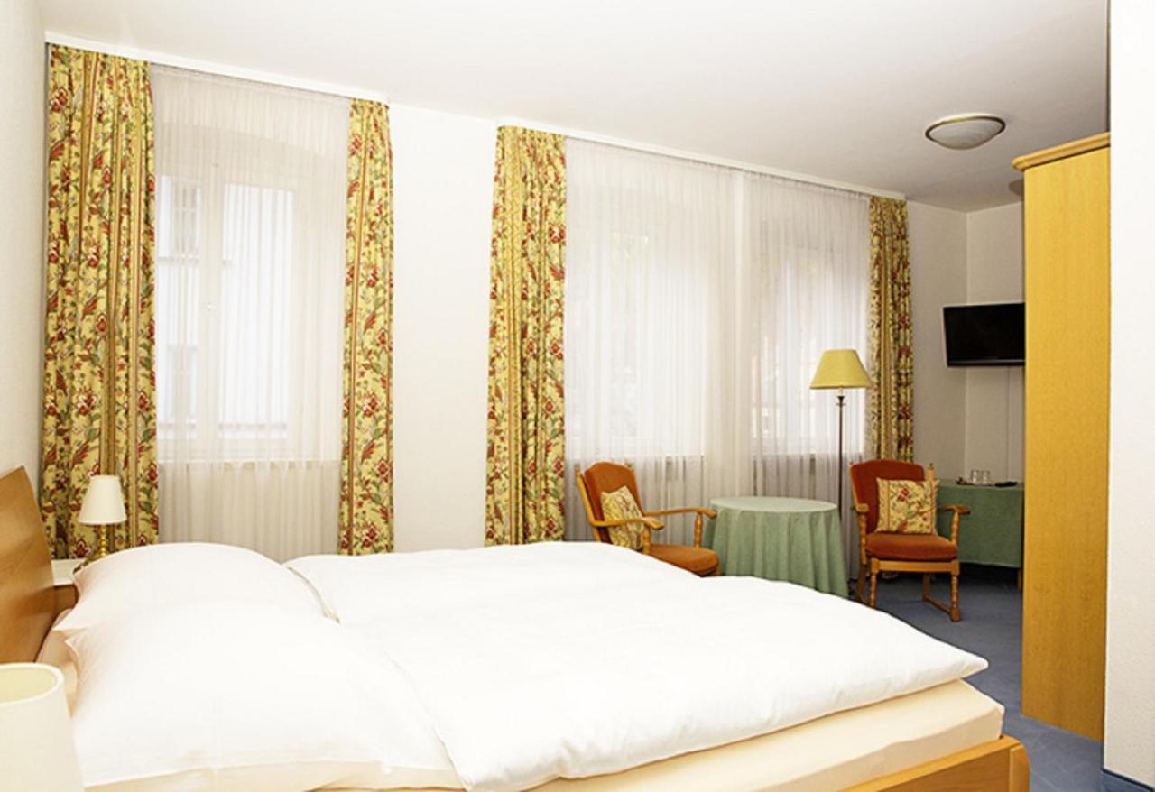 Hotel Haus Bauer Bad Berneck im Fichtelgebirge Luaran gambar